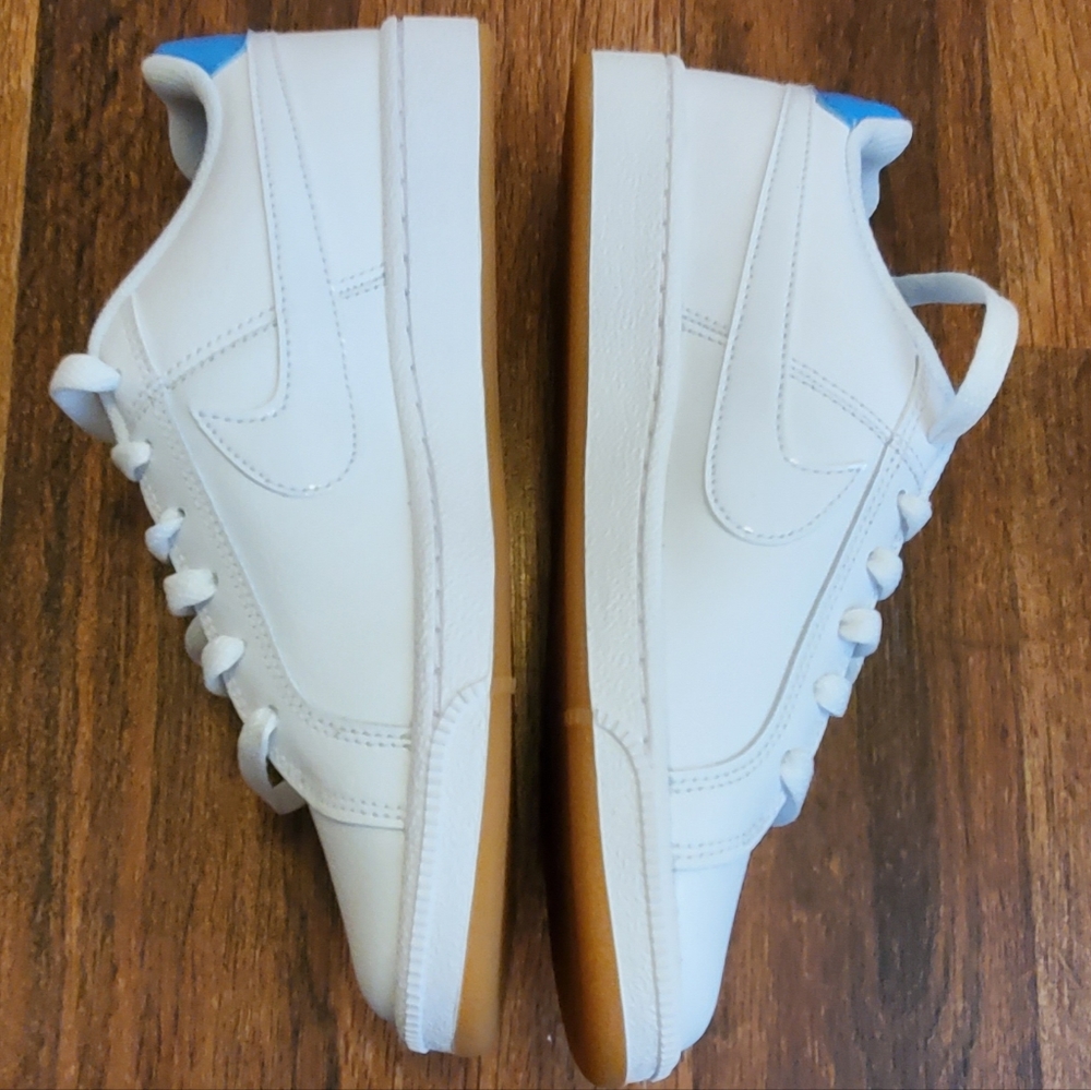 Wmns Nike Court Royale "White Photo Blue" - Women 7 (Men US 5.5)